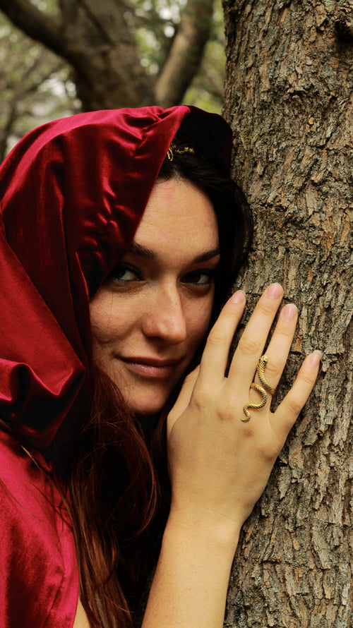 Capa con Capucha María Magdalena - ritual, círculos de mujeres & magia